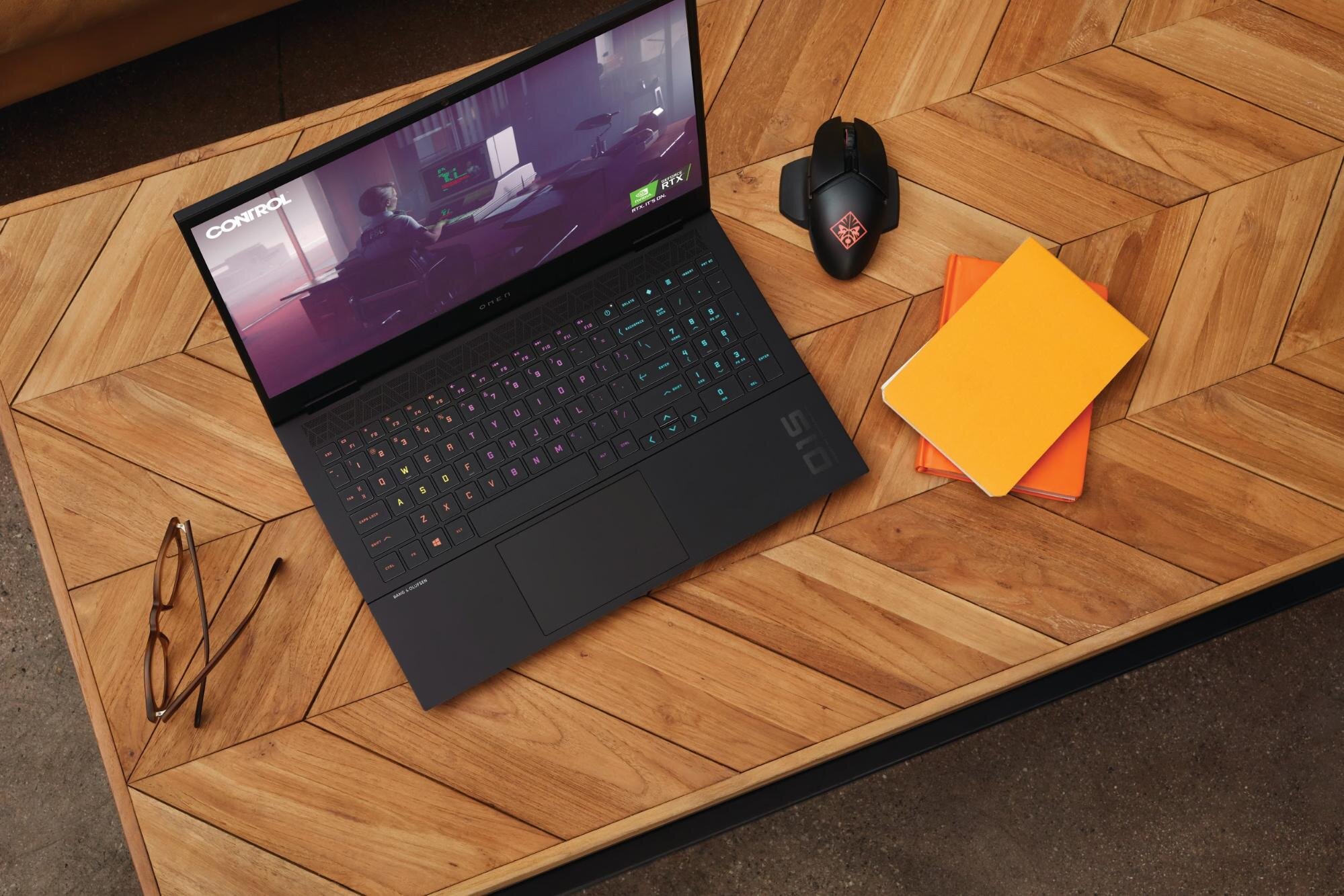 Το OMEN 15 gaming laptop της HP διαθέσιμο για πρώτη φορά και με επεξεργαστή AMD