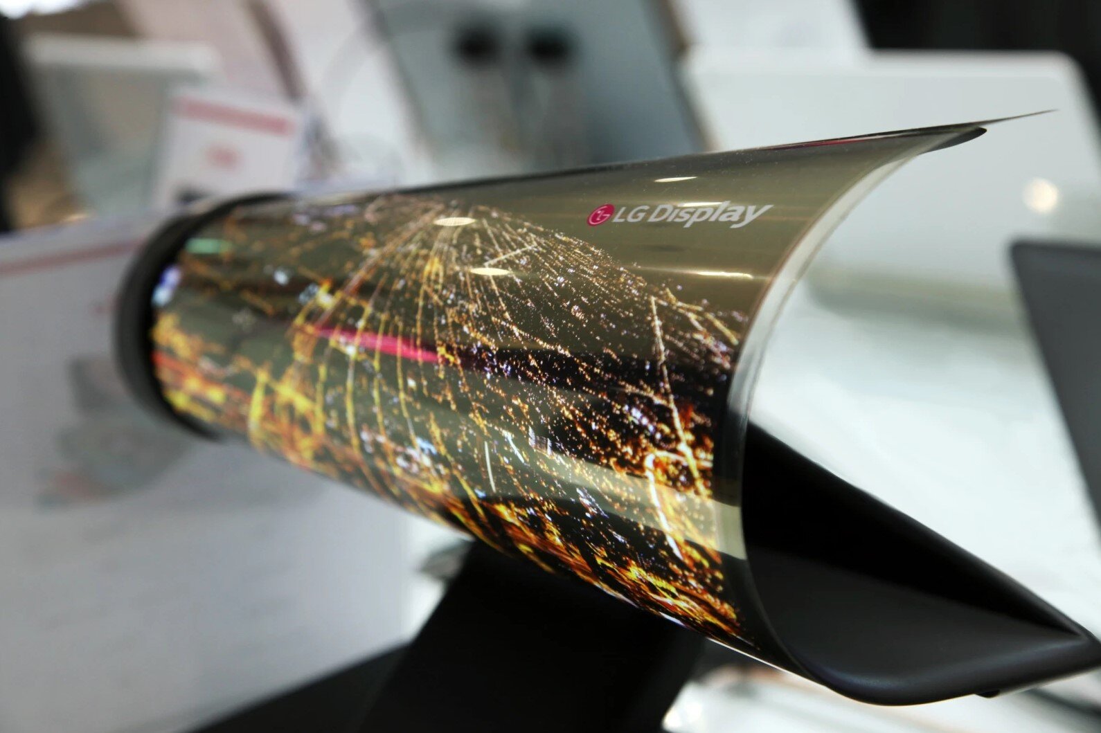 Η LG παρουσιάζει εύκαμπτες και rollable οθόνες στο συνέδριο SID 2020
