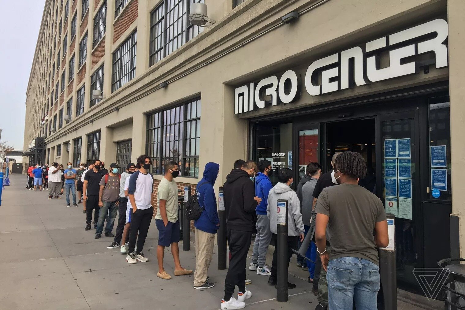 Τεράστιες ουρές και «out of stock» παγκοσμίως για την Nvidia RTX 3080