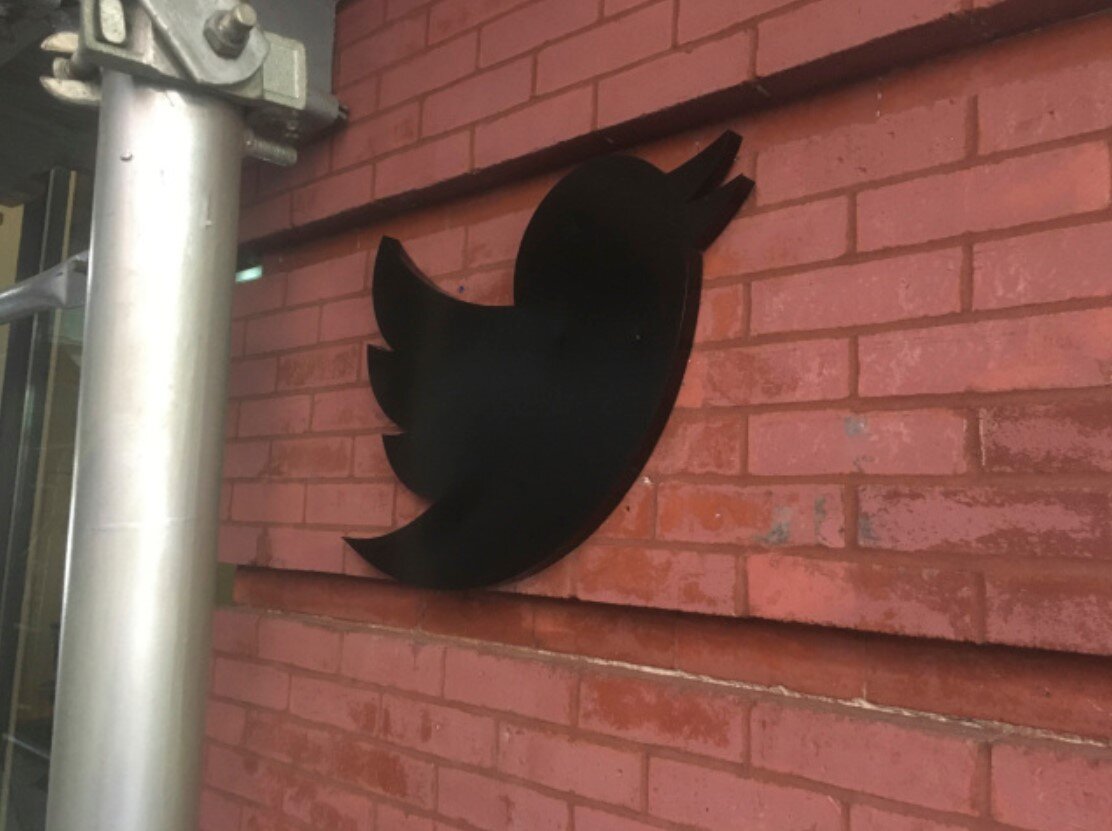 Το Twitter ανέστειλε 1589 λογαριασμούς που συνδέονταν με κρατικά δίκτυα παραπληροφόρησης