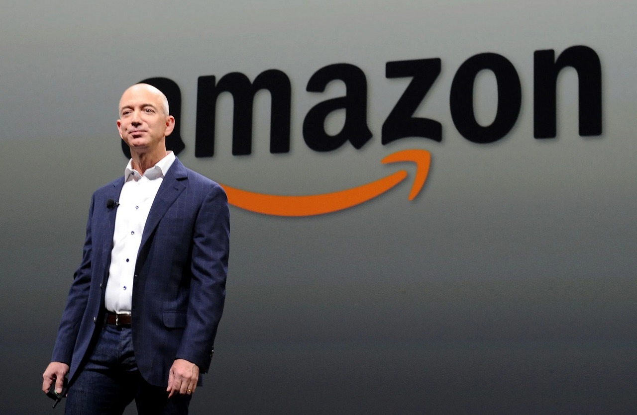 O Τζεφ Μπέζος παραιτείται από CEO της Amazon