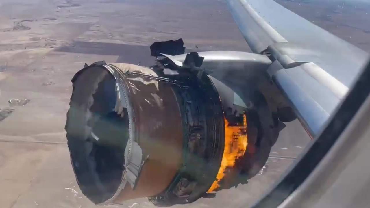 Καθηλώνονται δεκάδες αεροσκάφη Boeing 777, στον απόηχο μηχανικής βλάβης