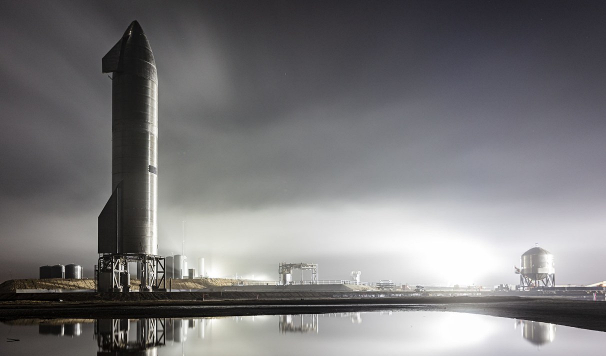 H SpaceX κατόρθωσε να προσγειώσει το Starship 10