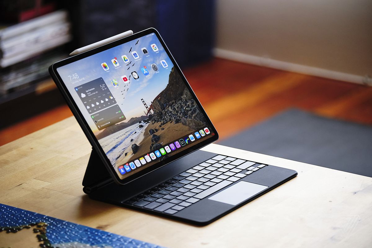 Το νέο Apple iPad Pro 12,9 ιντσών δεν είναι συμβατό με το αρχικό Magic Keyboard