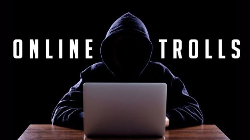 Μελέτη διαπιστώνει πως τα online trolls συμπεριφέρονται με τον ίδιο τρόπο και εκτός διαδικτύου