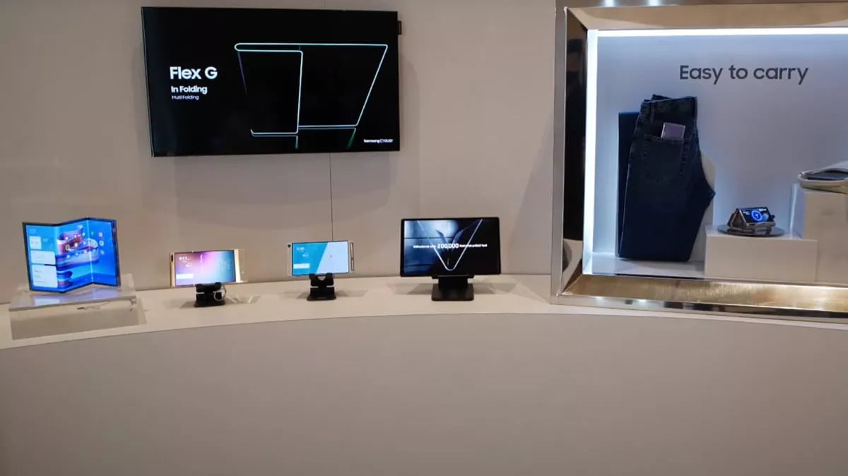 Περισσότερες πληροφορίες για "Η Samsung παρουσιάζει τα μελλοντικά της σχέδια για αναδιπλούμενες συσκευές στη CES 2022"