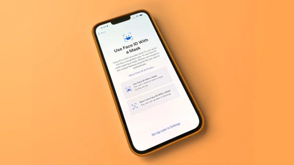 Το iOS 15.4 θα επιτρέπει το ξεκλείδωμα του iPhone φορώντας μάσκα