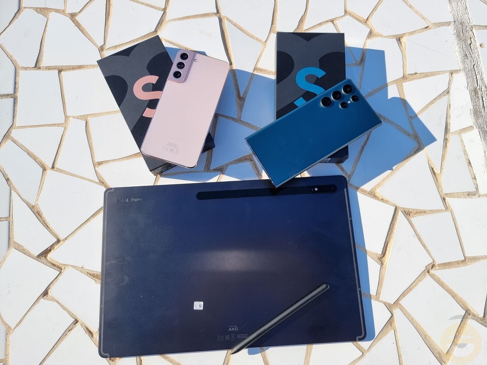 Η κορυφαία σειρά tablet Galaxy Tab S8 της Samsung διαθέτει μοντέλο με οθόνη 14,6 ιντσών