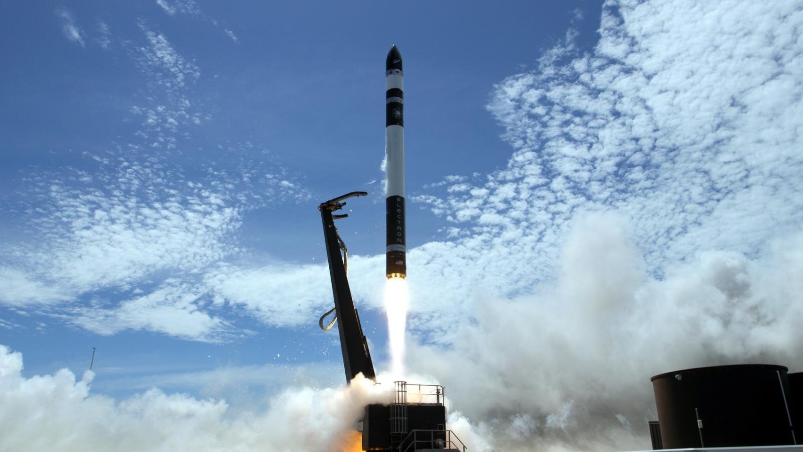 Η Rocket Lab «πιάνει» πύραυλο… στον αέρα!