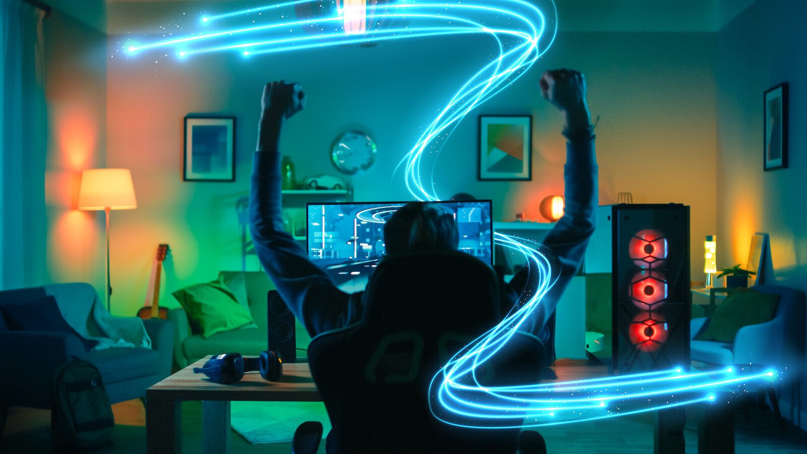 COSMOTE Fiber: Δωρεάν αναβάθμιση ταχύτητας σε πάνω από 750.000 συνδρομητές μέσα στο 2022, FTTH στα 2/3 της Ελλάδας έως το 2027!