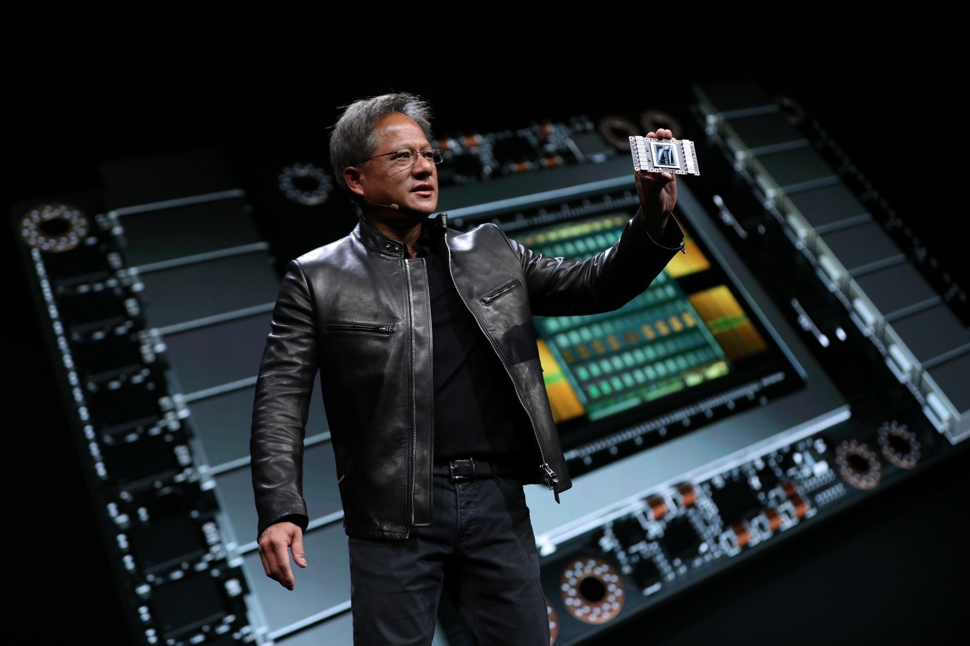 Χαμηλότερα έσοδα κατά 44% το 2ο τρίμηνο για την NVIDIA λόγω των μειωμένων πωλήσεων καρτών γραφικών GeForce