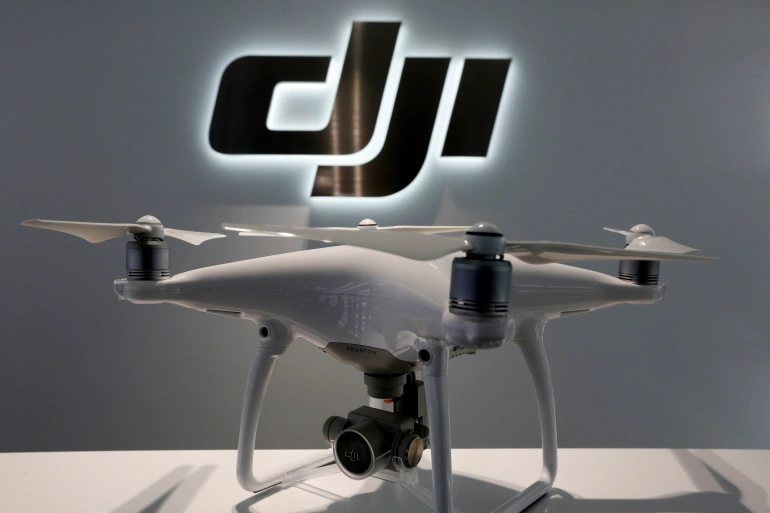 Περισσότερες πληροφορίες για "Και η DJI στη «μαύρη λίστα» του Υπουργείου Άμυνας των Ηνωμένων Πολιτειών"