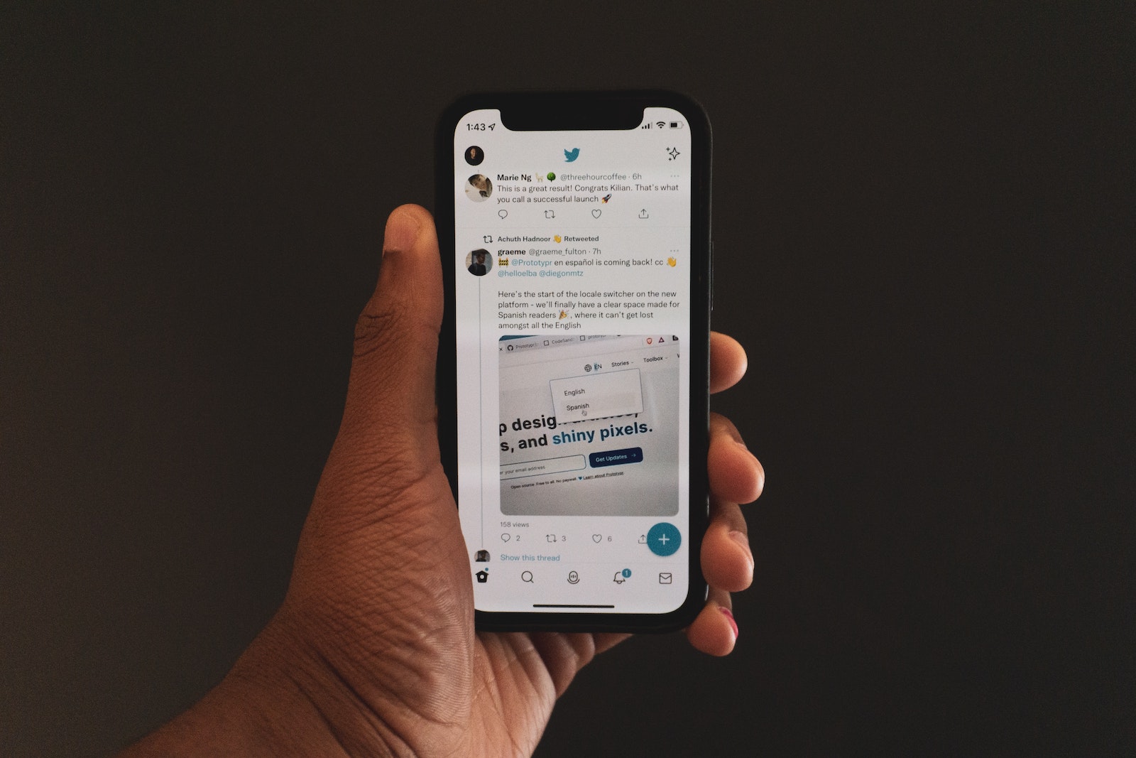 Ο Elon Musk λέει ότι η Apple "απείλησε να αφαιρέσει το Twitter" από το App Store