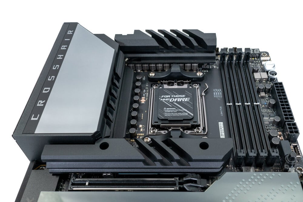 Οι αποστολές mainboards μειώθηκαν κατά δέκα εκατομμύρια μονάδες το 2022