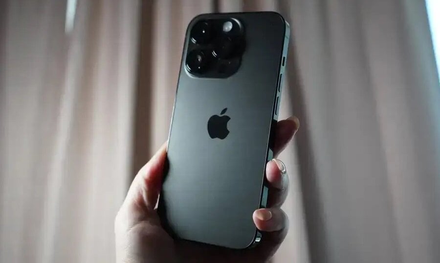 Οι συσκευές iPhone θα διαθέτουν σύντομα Voice Isolation στις τηλεφωνικές κλήσεις