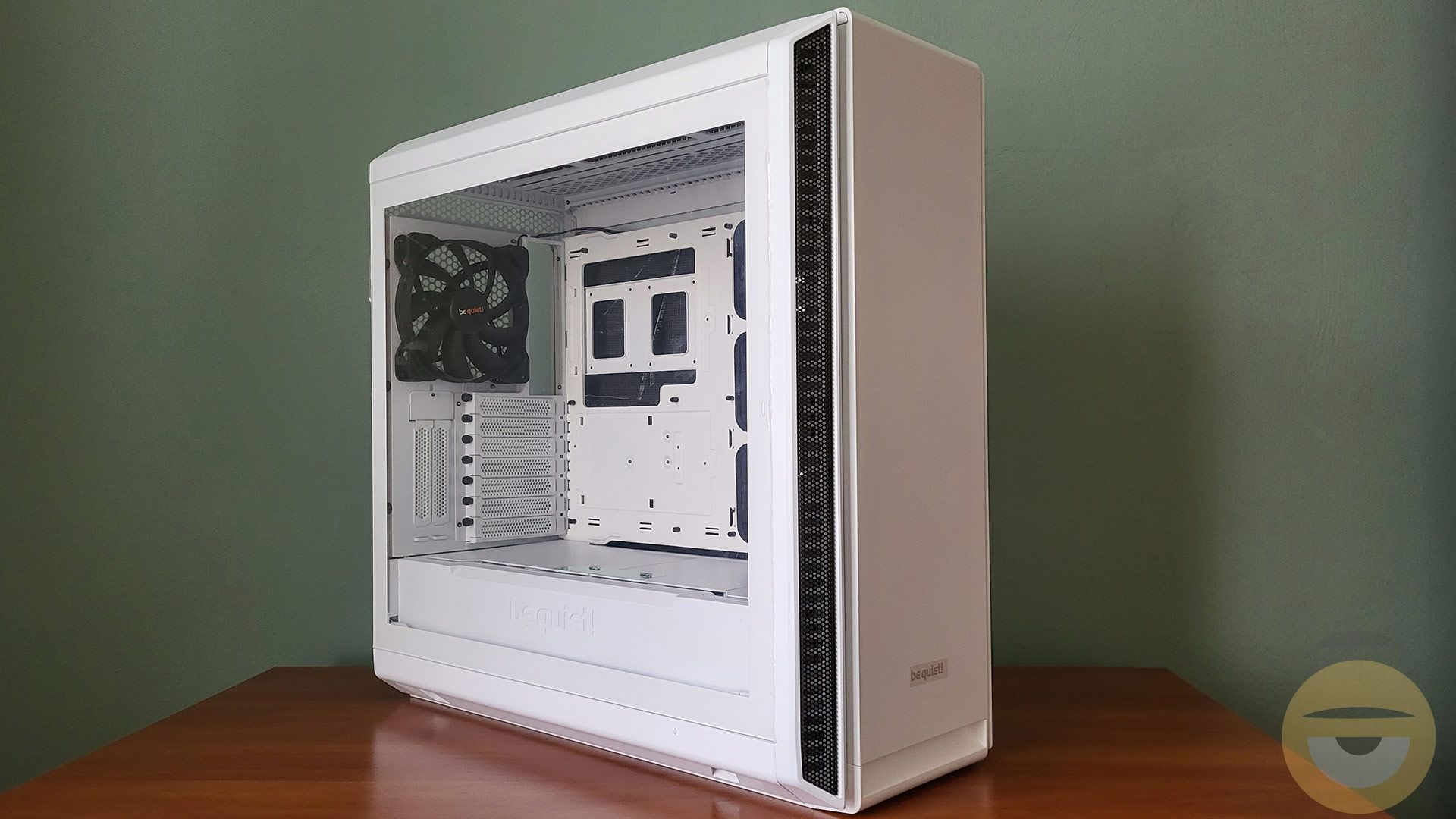 be quiet! Silent Base 802 Window hands-on: Πολυμορφική ανωτερότητα