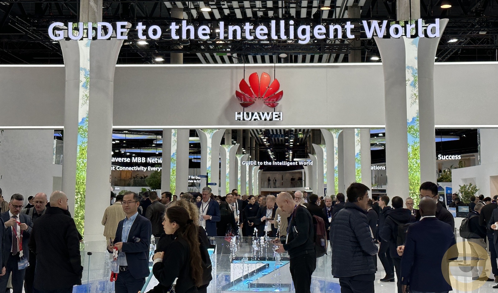 Περισσότερες πληροφορίες για "MWC 2023: το όραμα της Huawei για την επόμενη «εκδοχή» του 5G"