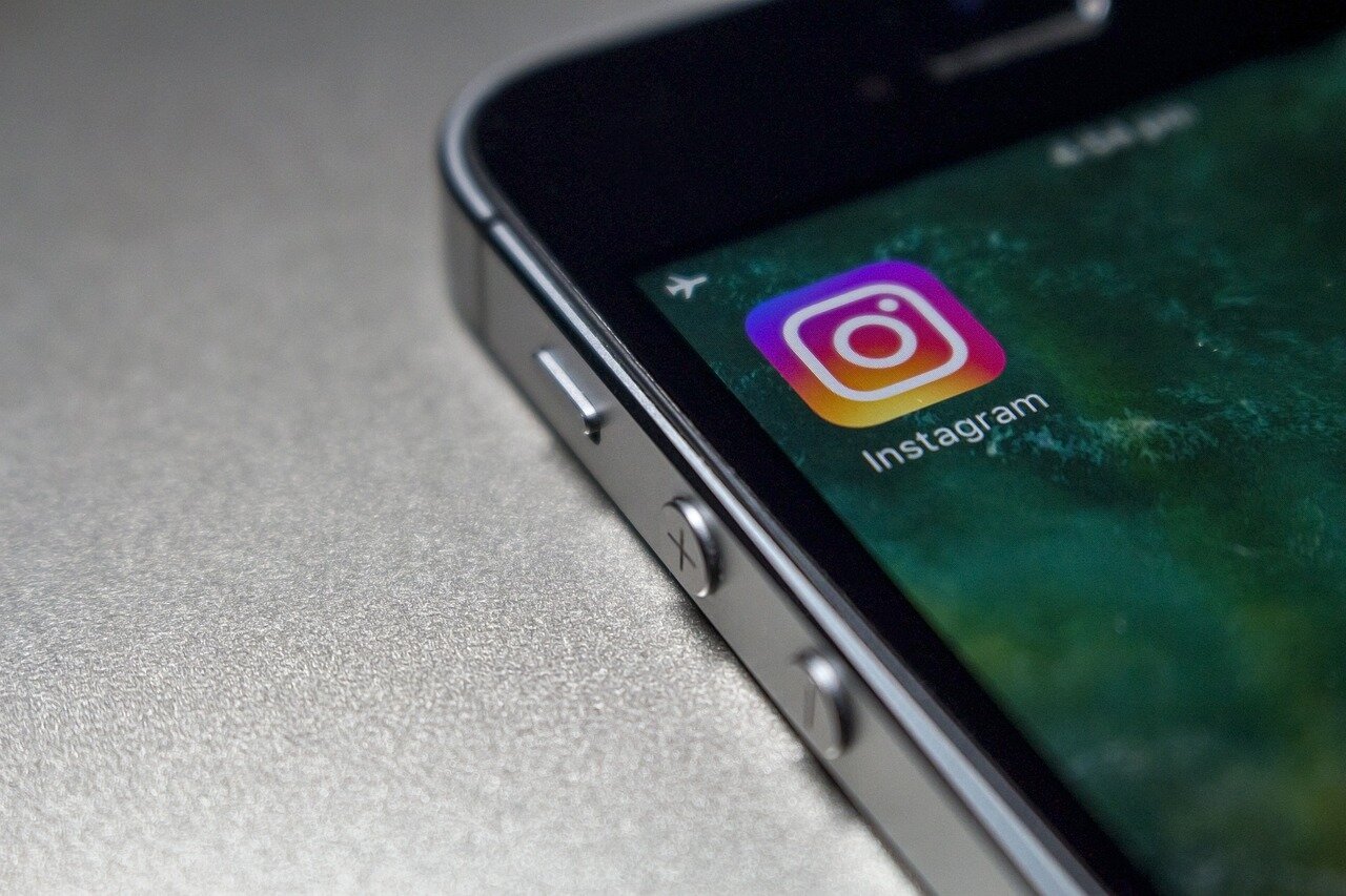 Το Instagram προσθέτει διαφημίσεις στα αποτελέσματα αναζήτησης