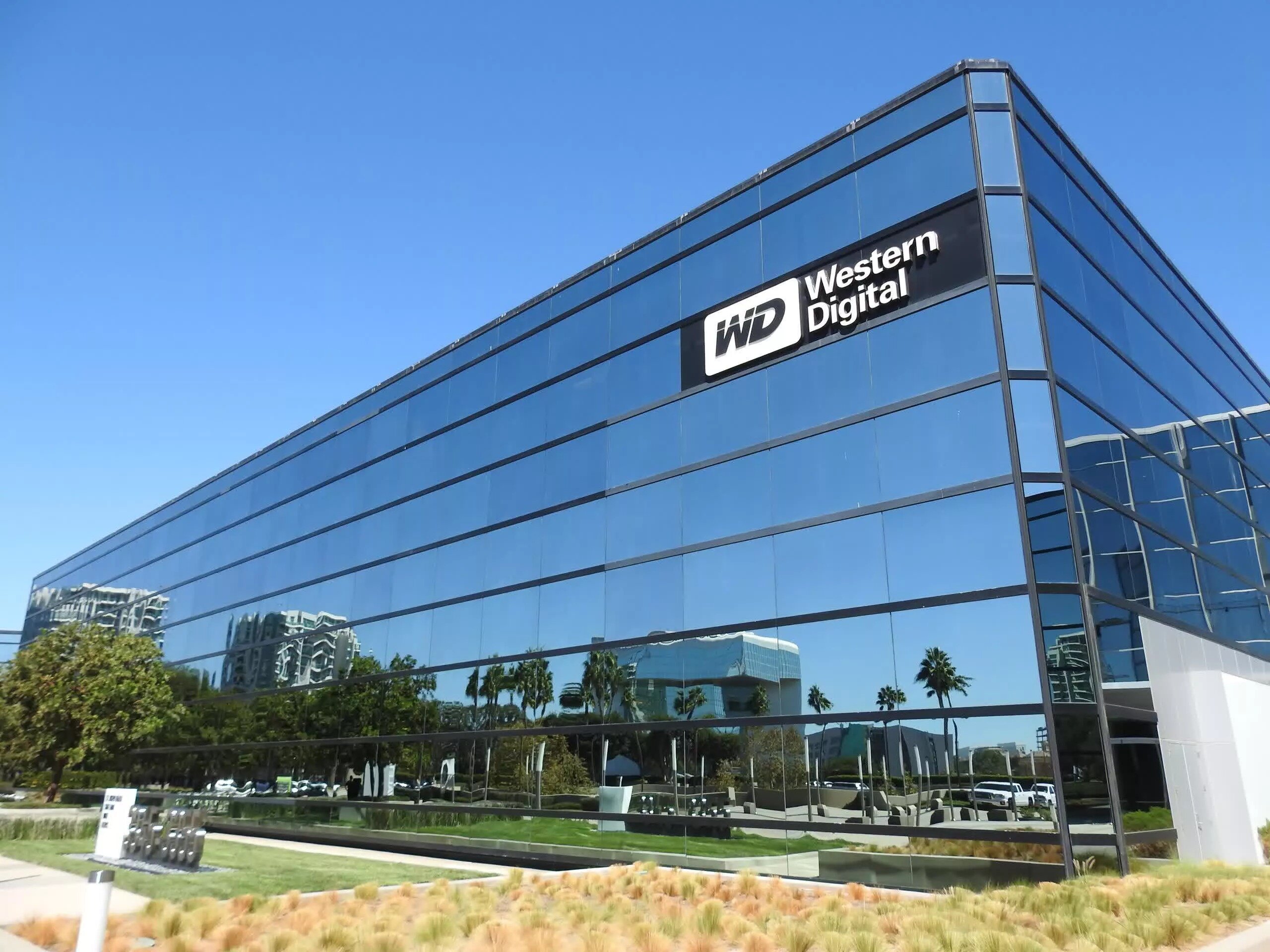 Η Western Digital ενημερώνει τους χρήστες για παραβίαση των προσωπικών τους δεδομένων