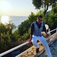 nikolas85