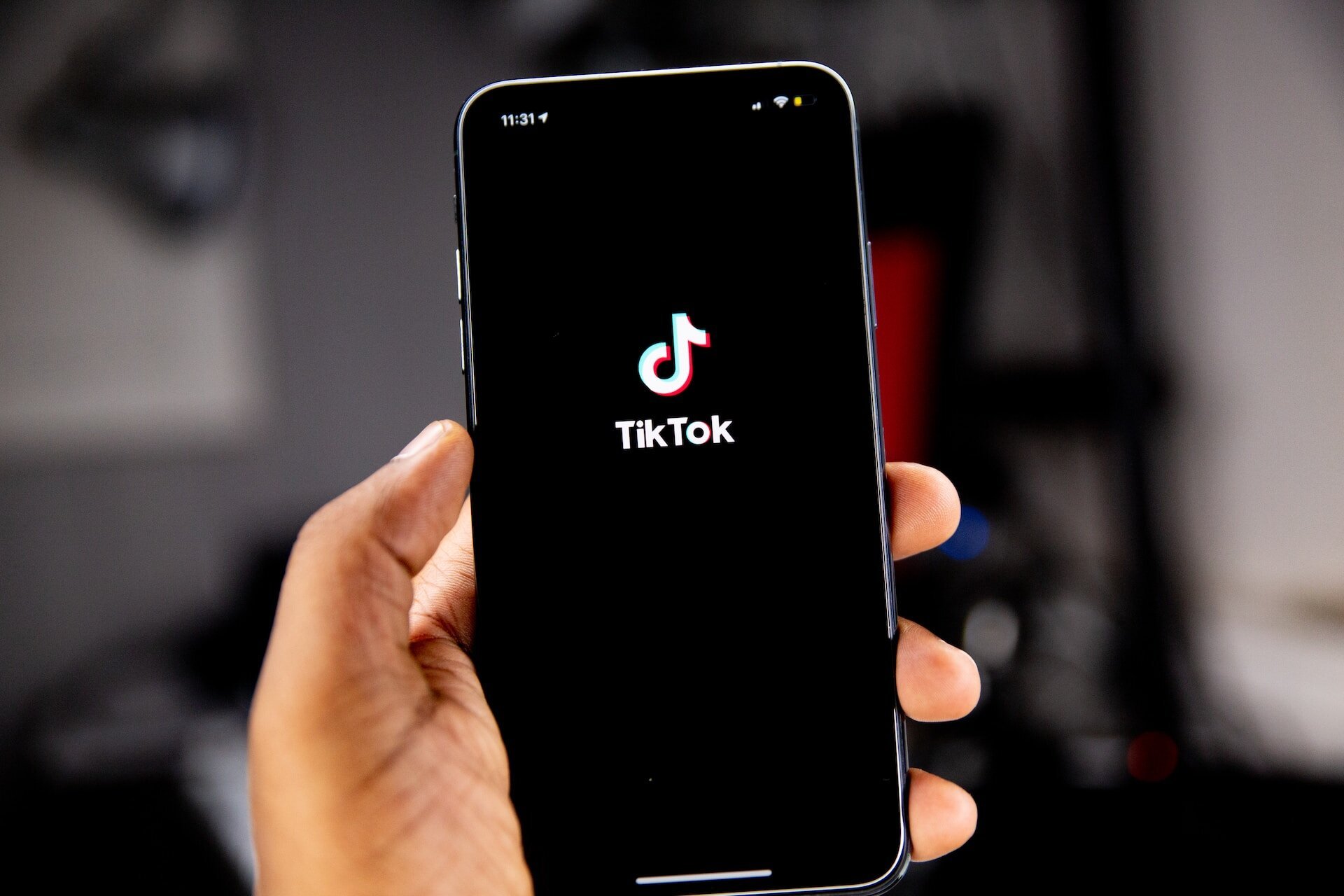 Το TikTok προσθέτει υποστήριξη για απλές αναρτήσεις κειμένου