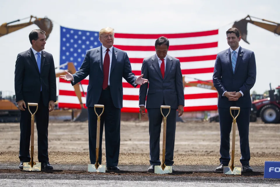 Η Foxconn παίρνει πίσω την υπόσχεση της να επενδύσει $10 δις σε εργοστάσια στο Wisconsin των ΗΠΑ