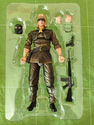Περισσότερες πληροφορίες για "Metal Gear Solid Peace Walker Play Arts Kai Kazuhira Miller"