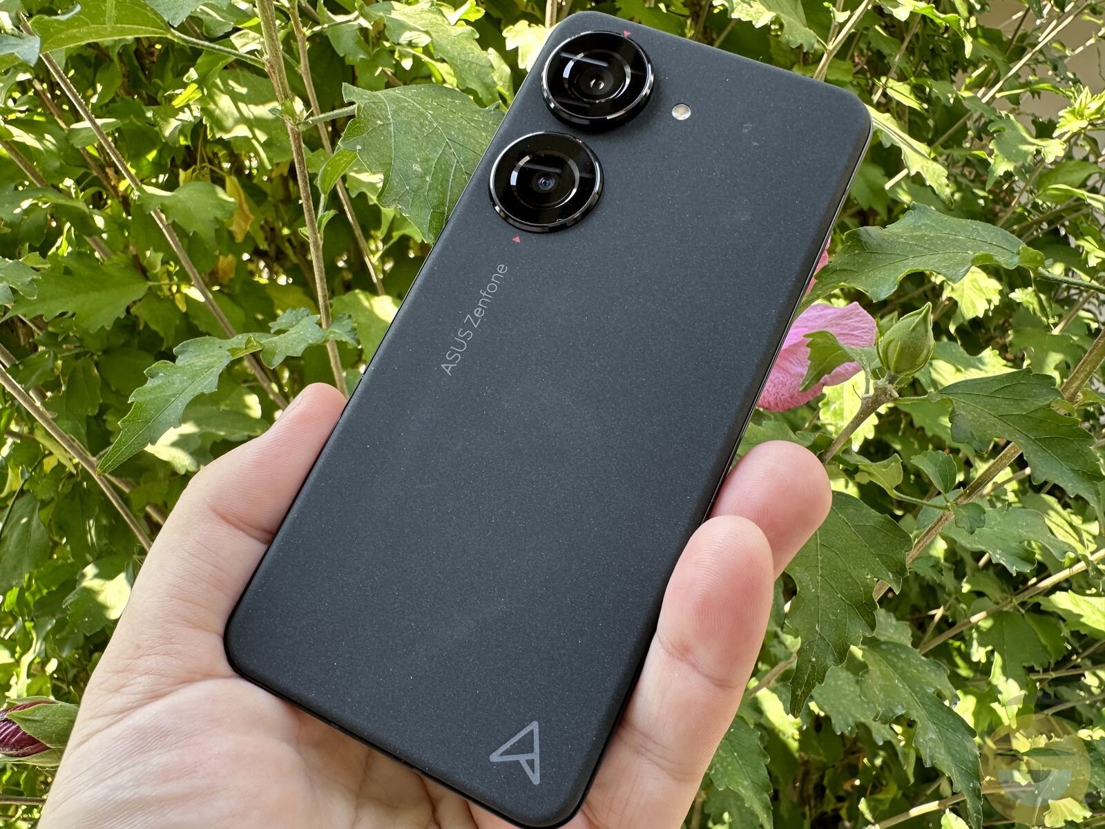 ASUS Zenfone 10 Review - Το καλύτερο «μικρό» smartphone της αγοράς