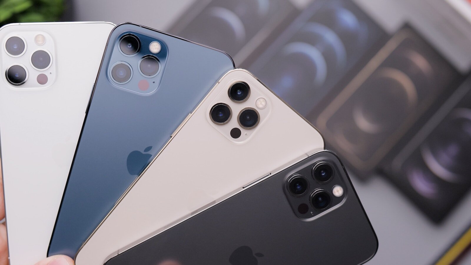 Περισσότερες πληροφορίες για "Η Apple θα κυκλοφορήσει software update για το iPhone 12 στη Γαλλία για να αντιμετωπίσει τις ανησυχίες σχετικά με την ακτινοβολία"