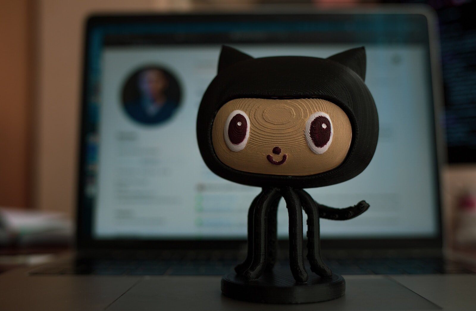 Περισσότερες πληροφορίες για "Το chatbot τεχνητής νοημοσύνης του GitHub για προγραμματισμό, είναι τώρα διαθέσιμο και για ιδιώτες"