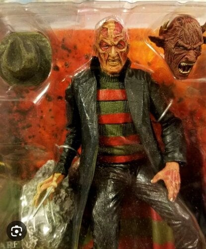 Περισσότερες πληροφορίες για "Freddy Krueger Action Figure Neca Cult Classics"