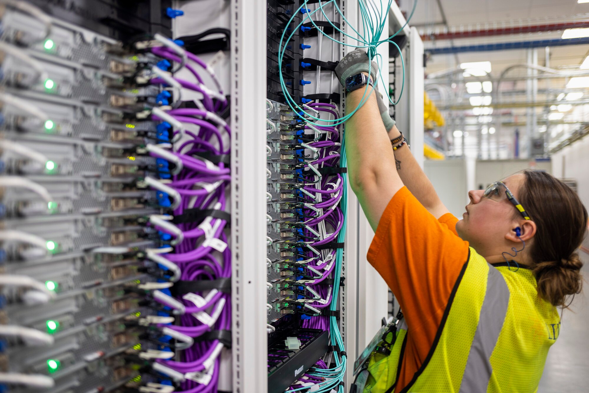 Περισσότερες πληροφορίες για "Η Microsoft παρουσίασε έναν 128πύρηνο επεξεργαστή ARM για το Azure Cloud και έναν Custom AI Accelerator"