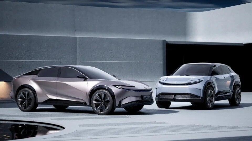 Περισσότερες πληροφορίες για "Η Toyota ανακοινώνει δύο νέα φιλόδοξα concepts ηλεκτρικών αυτοκινήτων για την Ευρώπη"