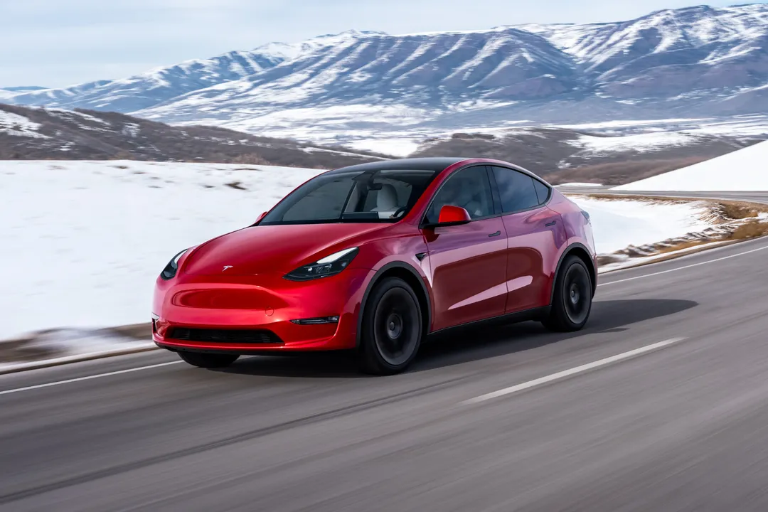 Η Tesla αναπροσαρμόζει τις εκτιμήσεις εμβέλειας των Model Y, S και X μετά από καταγγελία ότι είναι υπερβολικές