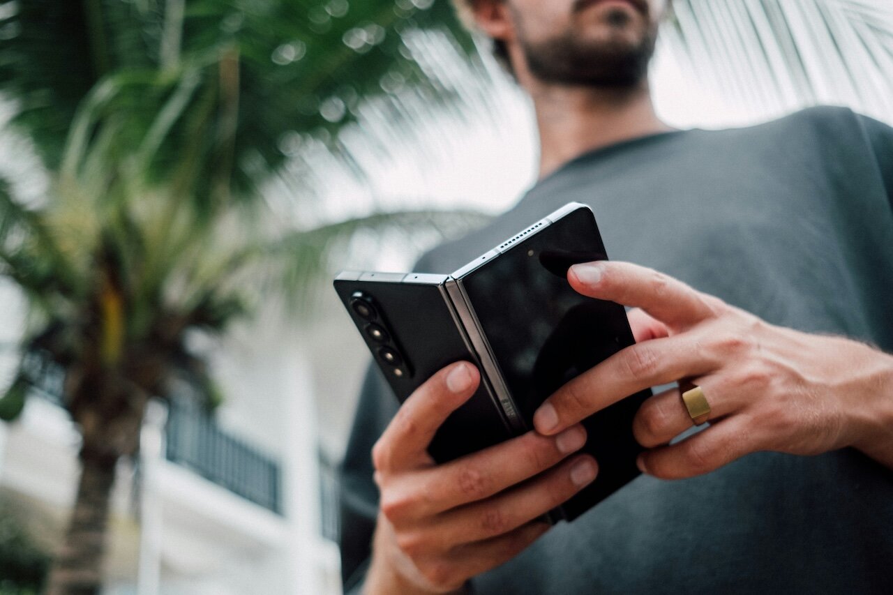 Περισσότερες πληροφορίες για "Η Samsung εξετάζει την κυκλοφορία μιας lite έκδοσης του Galaxy Z Fold"