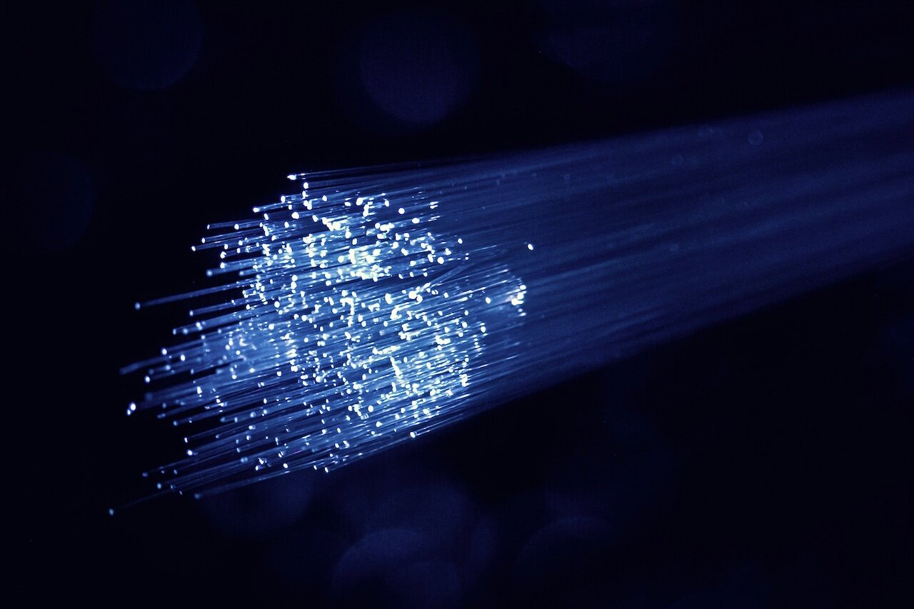 Δοκιμές για οικιακές FTTH συνδέσεις με ταχύτητες στα 10Gbps ξεκινά η Cosmote