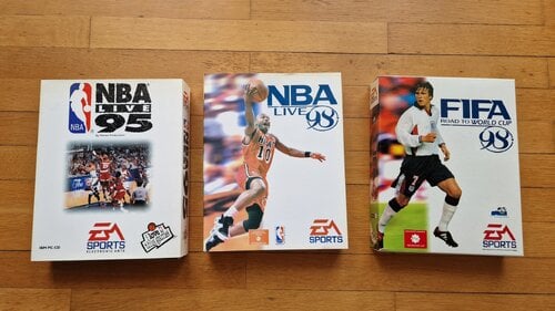 Περισσότερες πληροφορίες για "Big Box PC Games Elecronic Arts NBA Live 95, NBA Live 98 και Fifa 98 Road to World Cup"