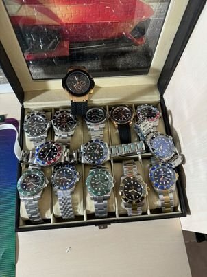 Περισσότερες πληροφορίες για "Rolex Submariner/GMT Pepsi/Batman/Batgirl/YachtMaster +"