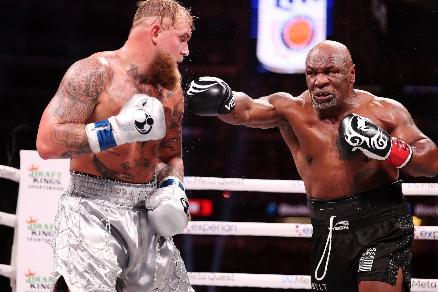 Το Jake Paul vs. Mike Tyson του Netflix προσέλκυσε 60 εκατομμύρια νοικοκυριά εν μέσω προβλημάτων streaming