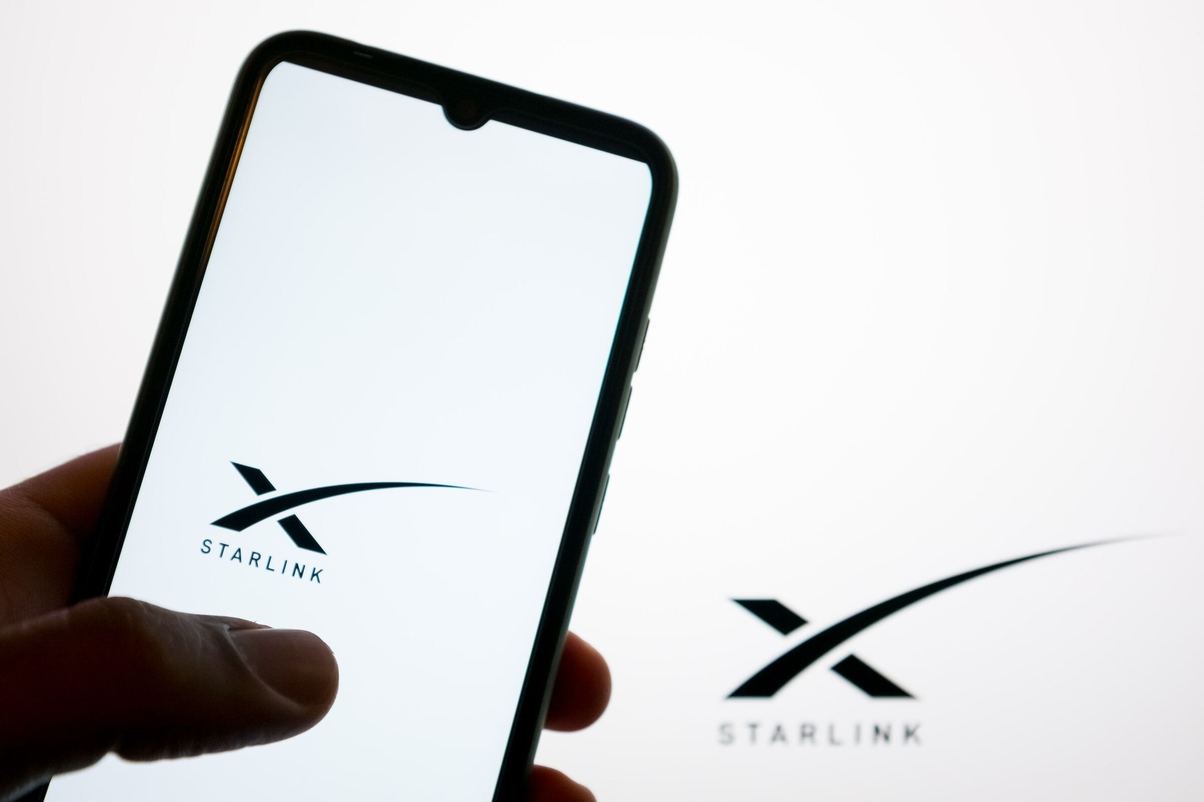 Η FCC εγκρίνει τη συνεργασία SpaceX και T-Mobile για δορυφορική κάλυψη κινητής τηλεφωνίας