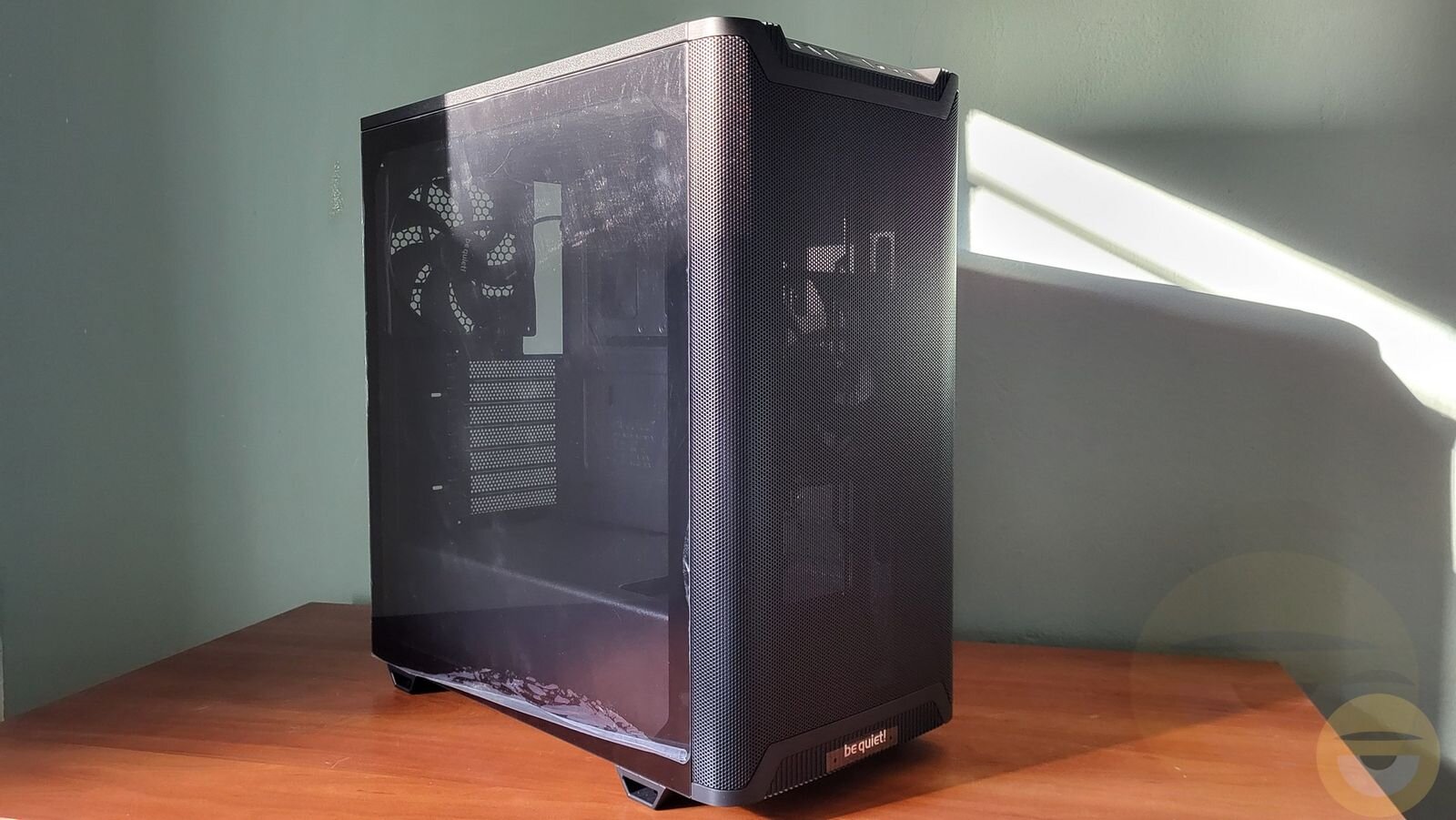 Περισσότερες πληροφορίες για "be quiet! Pure Base 501 hands-on"