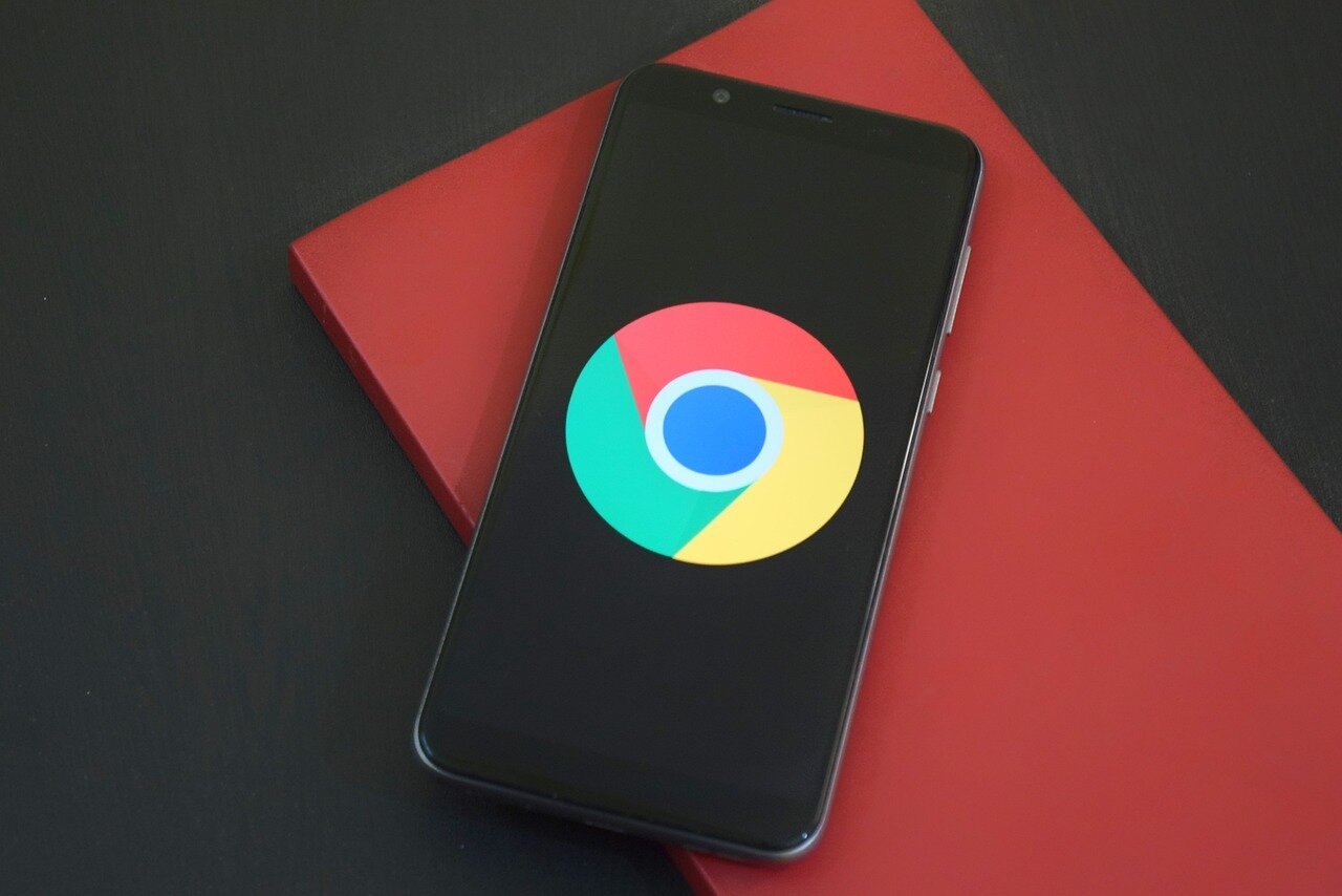 Ριζικές αλλαγές στη δομή της Google όπως την πώληση του Chrome και του Android, ζητά το Υπουργείο Δικαιοσύνης