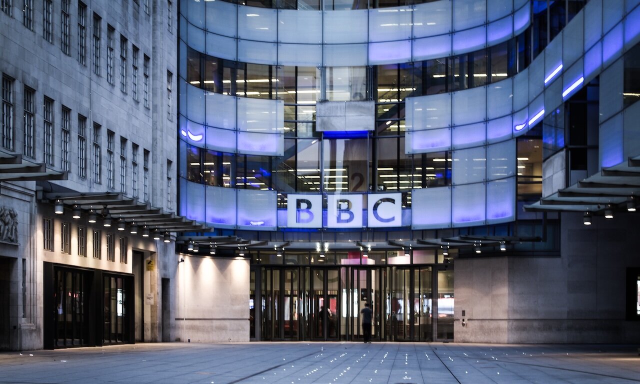 Περισσότερες πληροφορίες για "Το BBC θέλει να χρεώνει και τους θεατές που προτιμούν αποκλειστικά Netflix"