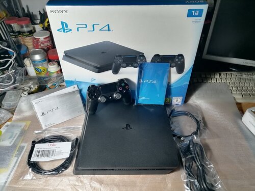 Περισσότερες πληροφορίες για "Sony PlayStation 4 Slim 1TB"