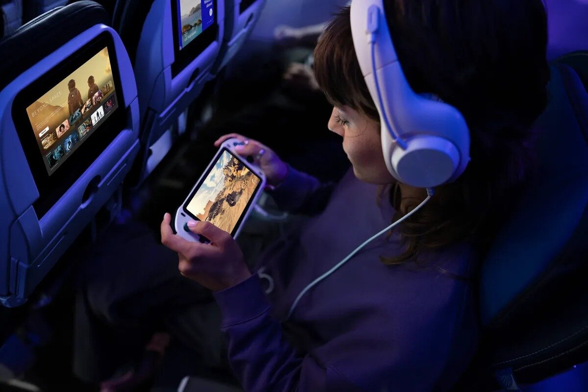 Η United airlines επισπεύδει την εγκατάσταση του Starlink στα αεροσκάφη της
