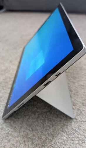 Περισσότερες πληροφορίες για "Surface Pro (2017)"