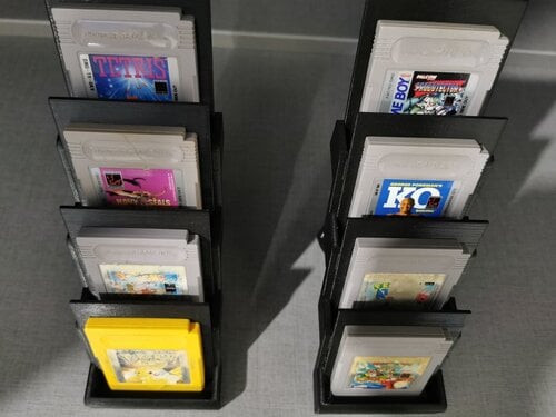 Περισσότερες πληροφορίες για "Nintendo gameboy games + display stands + θήκες"