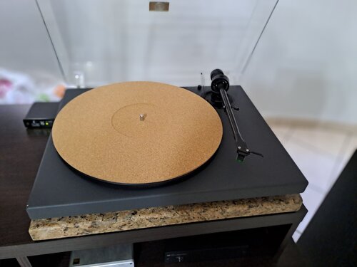 Περισσότερες πληροφορίες για "Πικάπ Pro-Ject 1 Xpression Carbon"