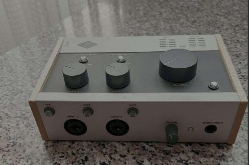 Περισσότερες πληροφορίες για "UA 276 USB"