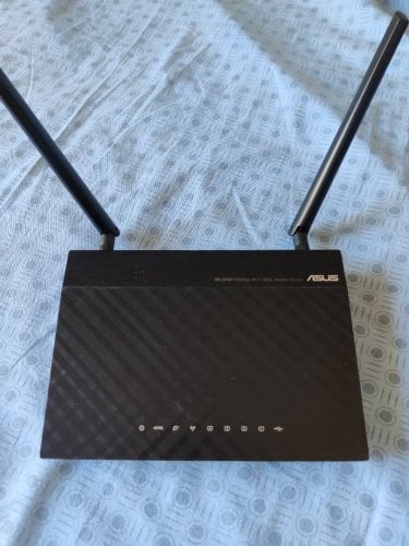 Περισσότερες πληροφορίες για "Modem, router"